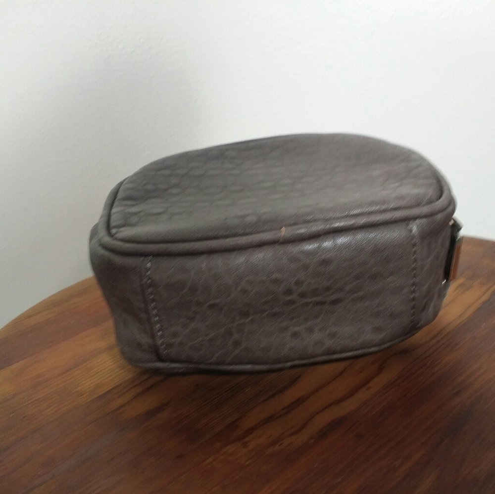 EUC Deux lux brown clutch with glitter bow - Picture 4 of 8